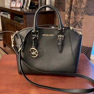 Michael Kors Ciara handbag purse, Black, NEW, Messenger leather